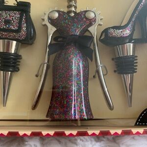 THE WILD EYE DESIGNS (3) piece Fashion wine set NIB NWT